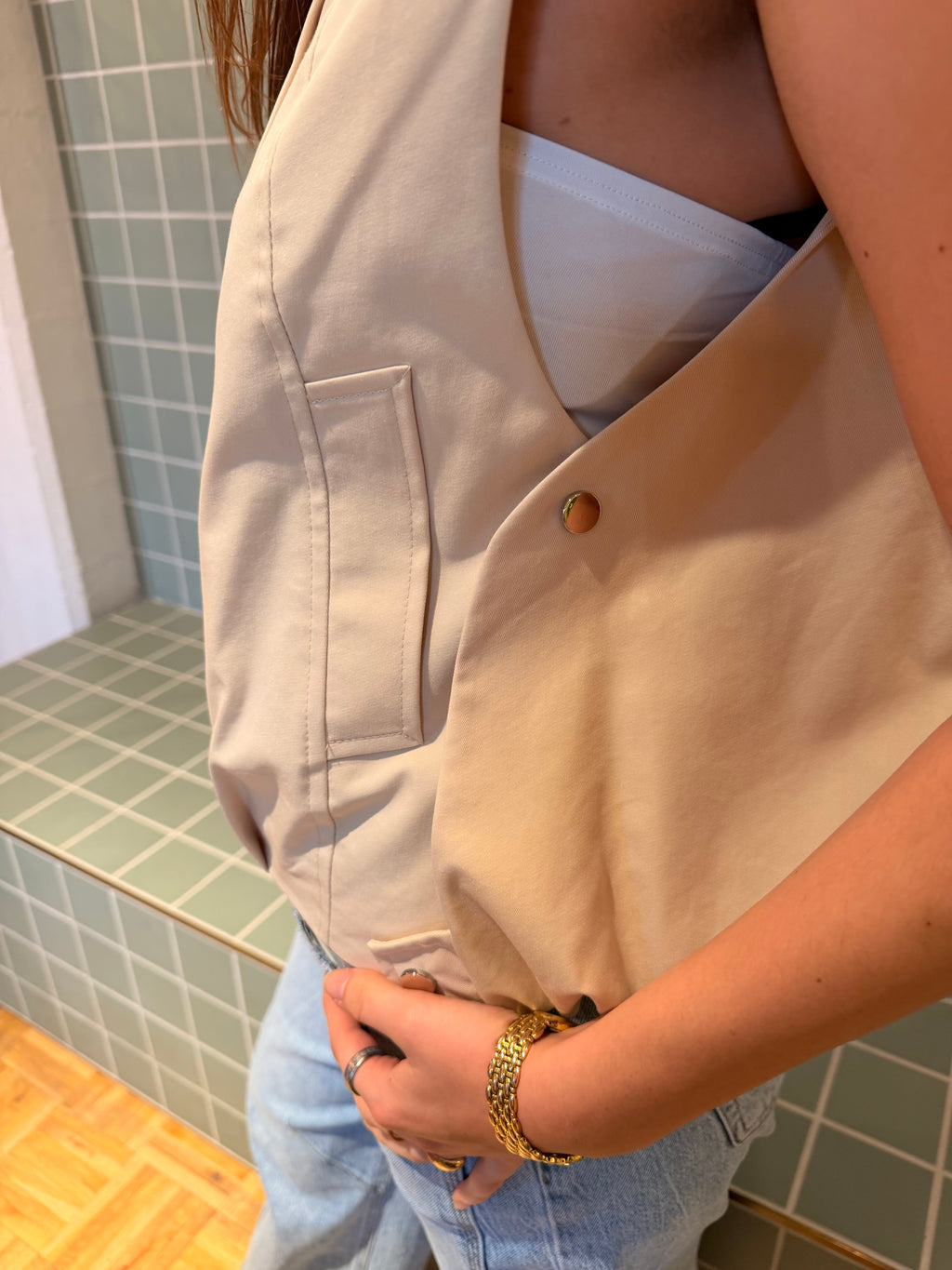 Vest Kaat